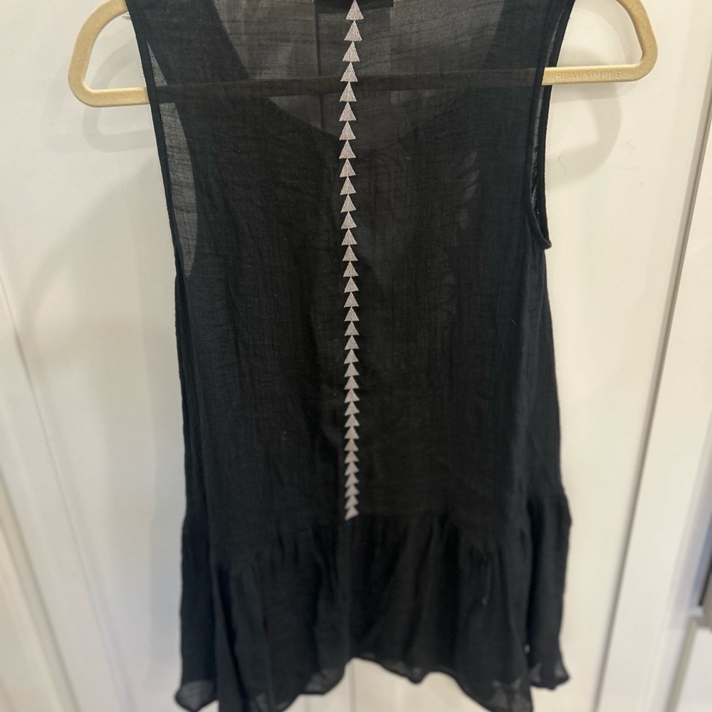 THML Summer Dress XS Or Coverup! Light Weight Beautiful Pattern - Picture 5 of 5